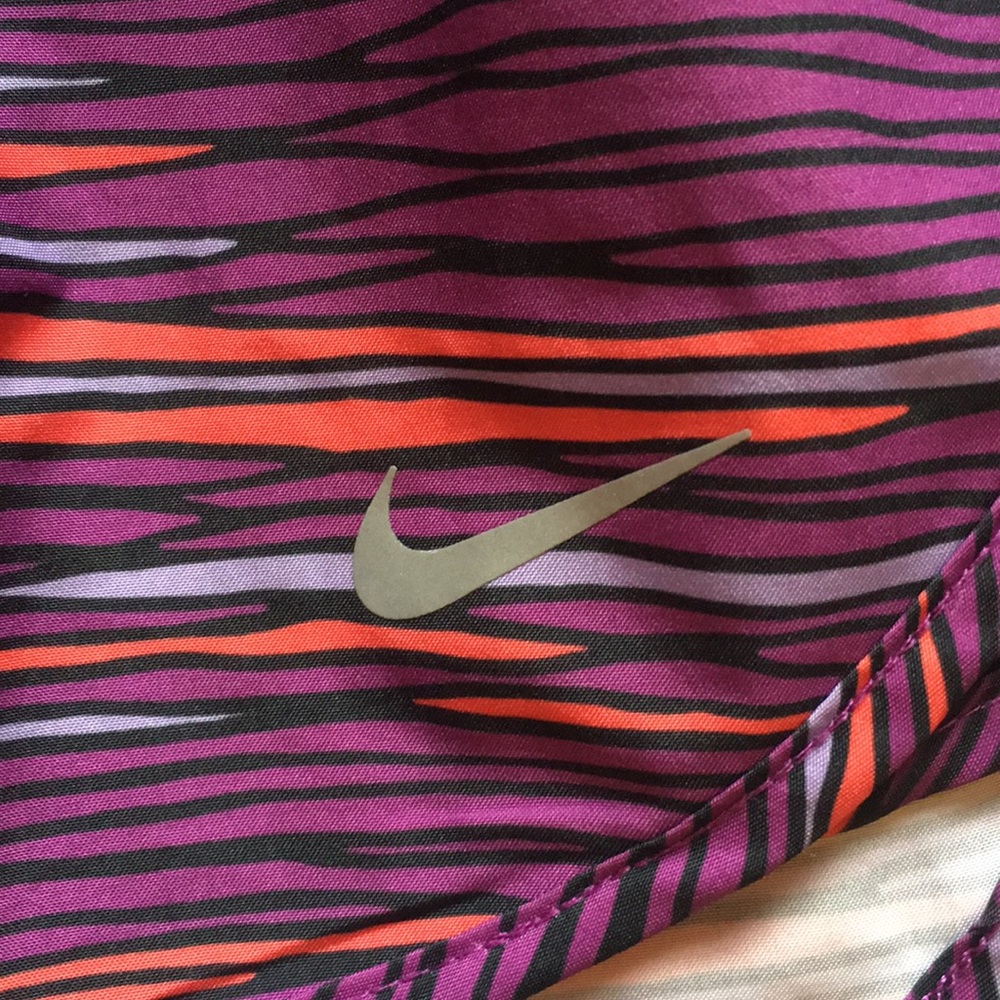 NIKE RUNNING SHORTS - Picture 2 of 5